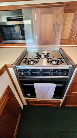 Easy Wind Yacht Photos Pics 