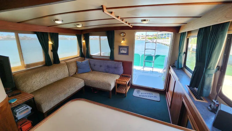 Easy Wind Yacht Photos Pics 