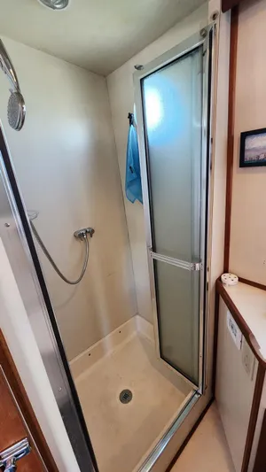 Easy Wind Yacht Photos Pics 