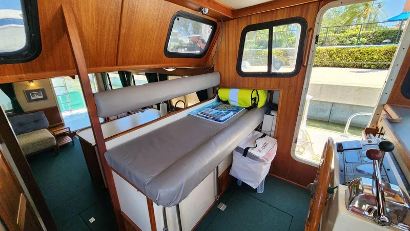 Easy Wind Yacht Photos Pics 