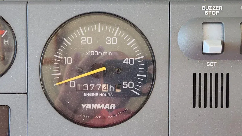 Easy Wind Yacht Photos Pics 