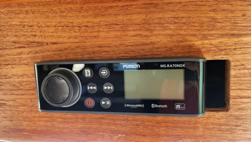 Easy Wind Yacht Photos Pics 