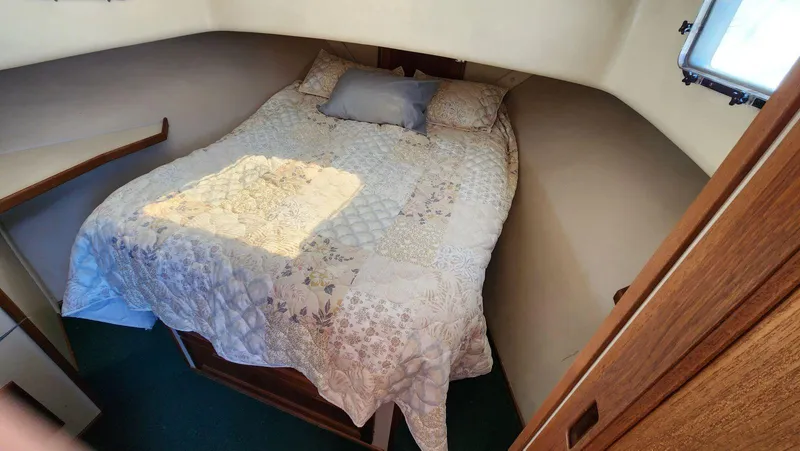 Easy Wind Yacht Photos Pics 