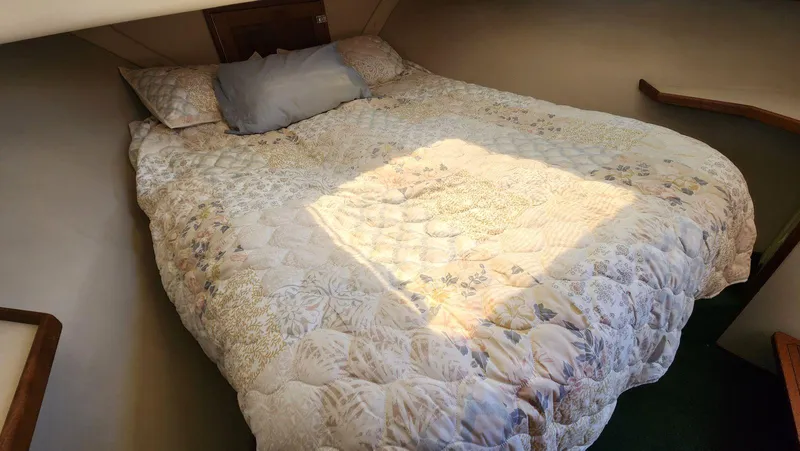 Easy Wind Yacht Photos Pics 