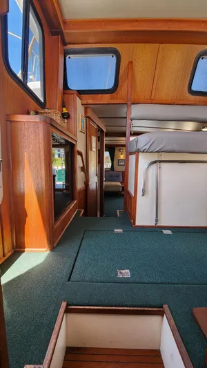 Easy Wind Yacht Photos Pics 