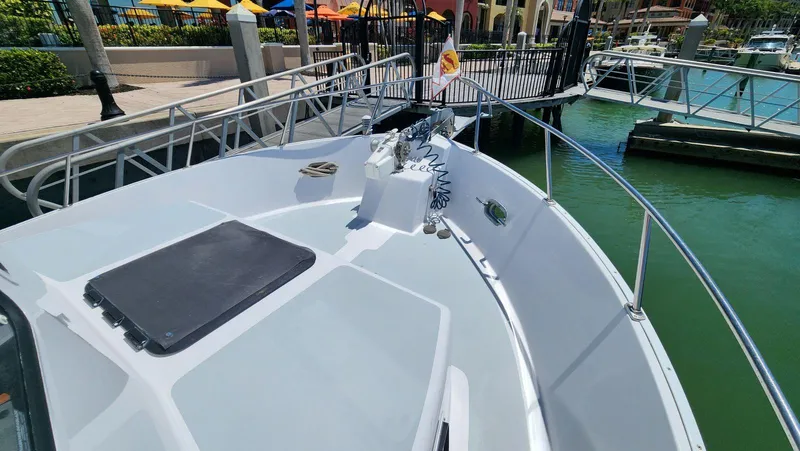 Easy Wind Yacht Photos Pics 