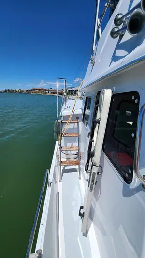 Easy Wind Yacht Photos Pics 