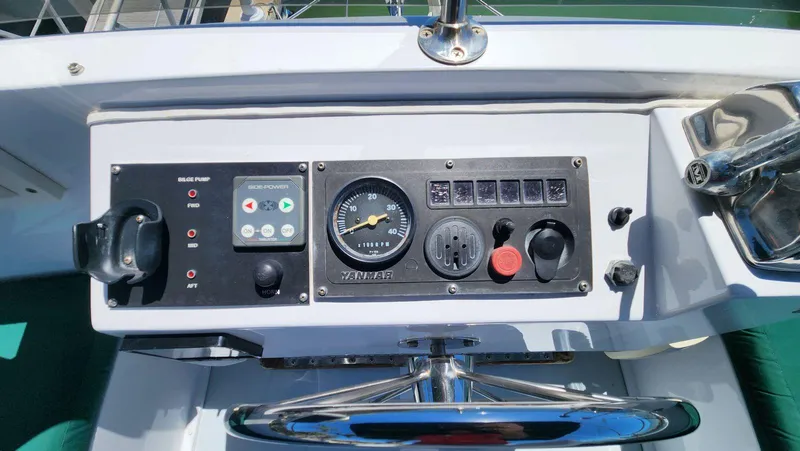 Easy Wind Yacht Photos Pics 