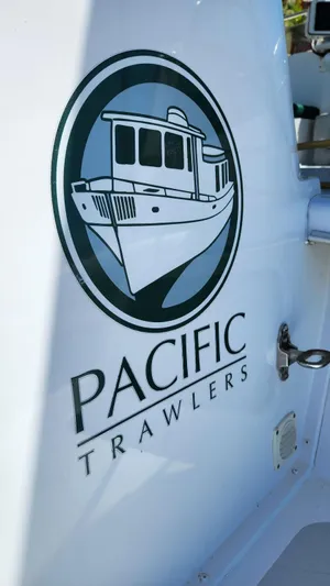 Easy Wind Yacht Photos Pics 