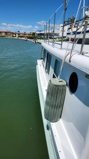 Easy Wind Yacht Photos Pics 