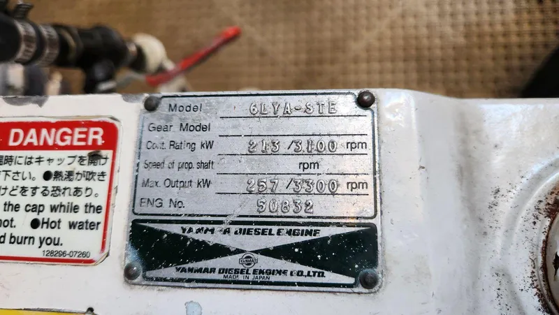 Easy Wind Yacht Photos Pics 