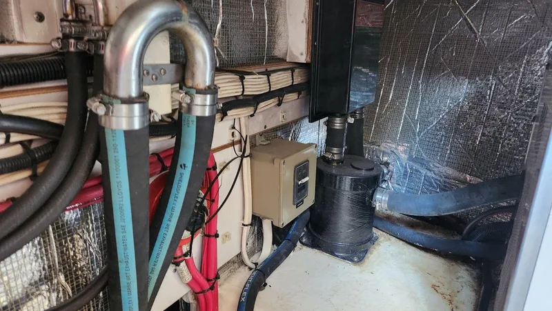 Easy Wind Yacht Photos Pics 