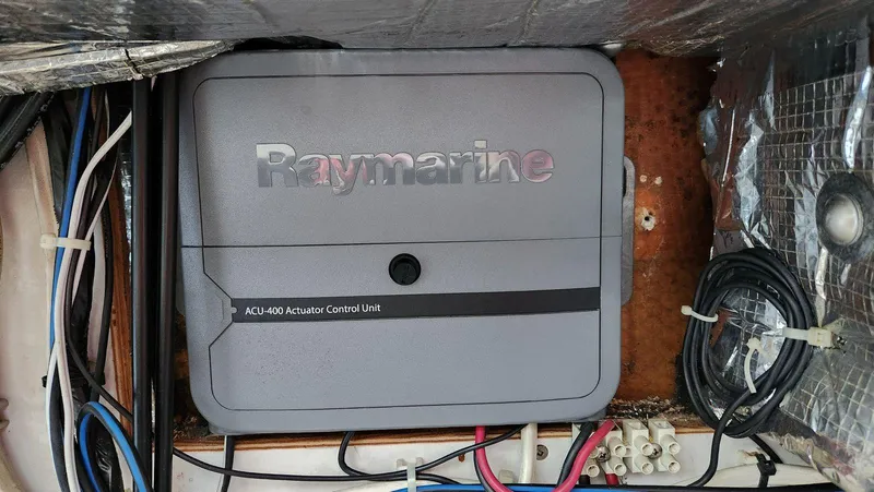 Easy Wind Yacht Photos Pics 