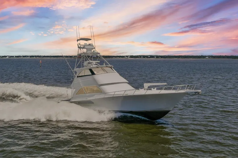 Reel Blues Yacht Photos Pics 2007 64 Viking Enclosed Bridge Reel Blues Profile