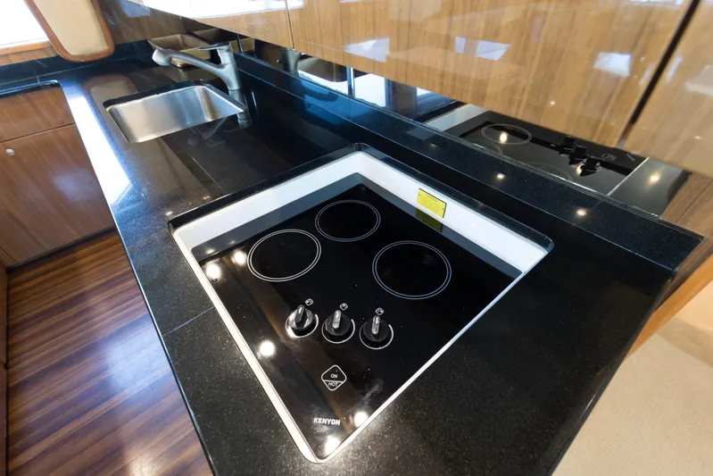 Reel Blues Yacht Photos Pics 2007 64 Viking Enclosed Bridge Reel Blues Galley