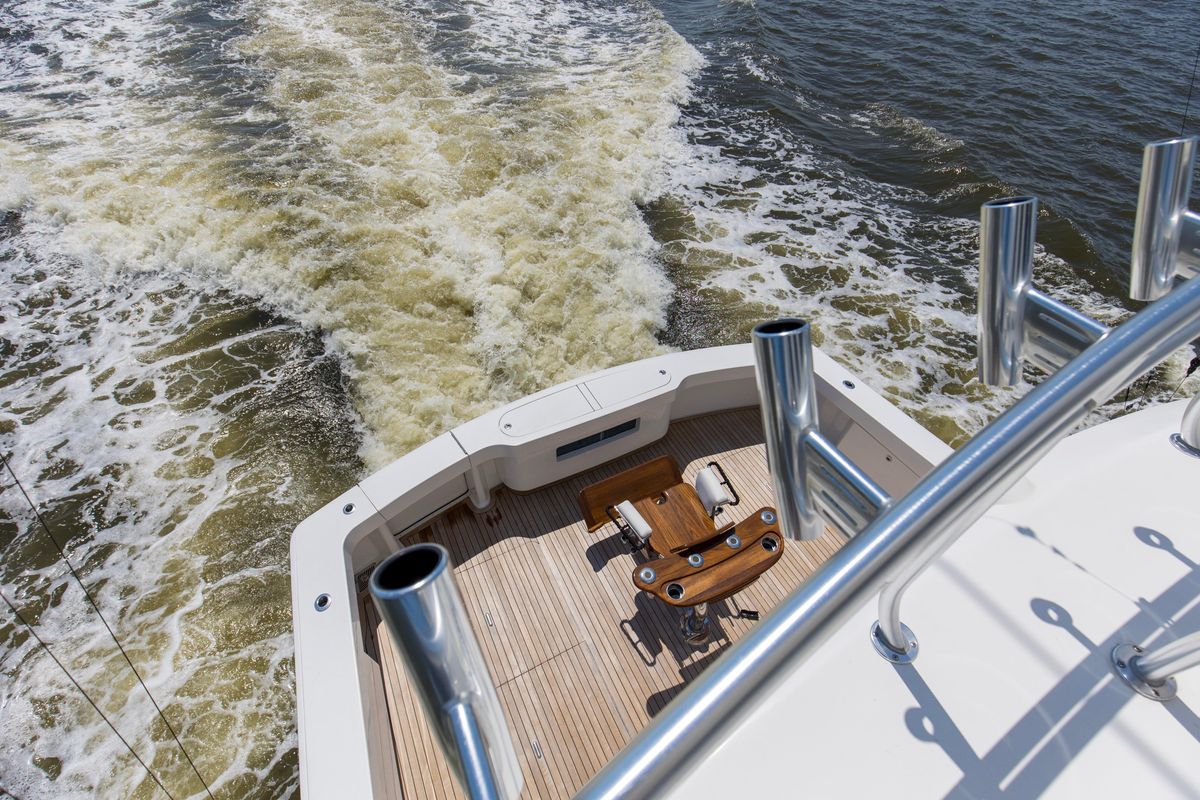 2007 Viking 64 