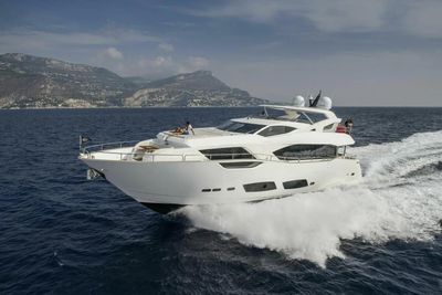 Sunseeker 95 Yacht