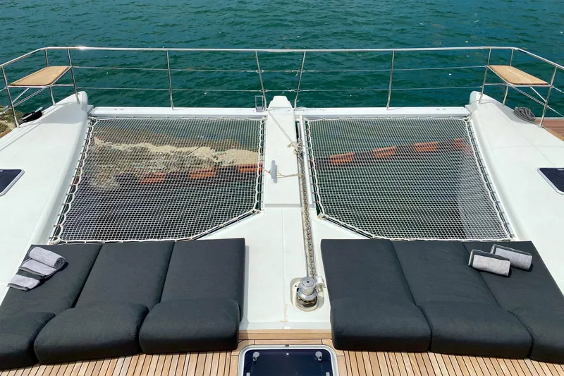  Yacht Photos Pics Lagoon 630MY foredeck