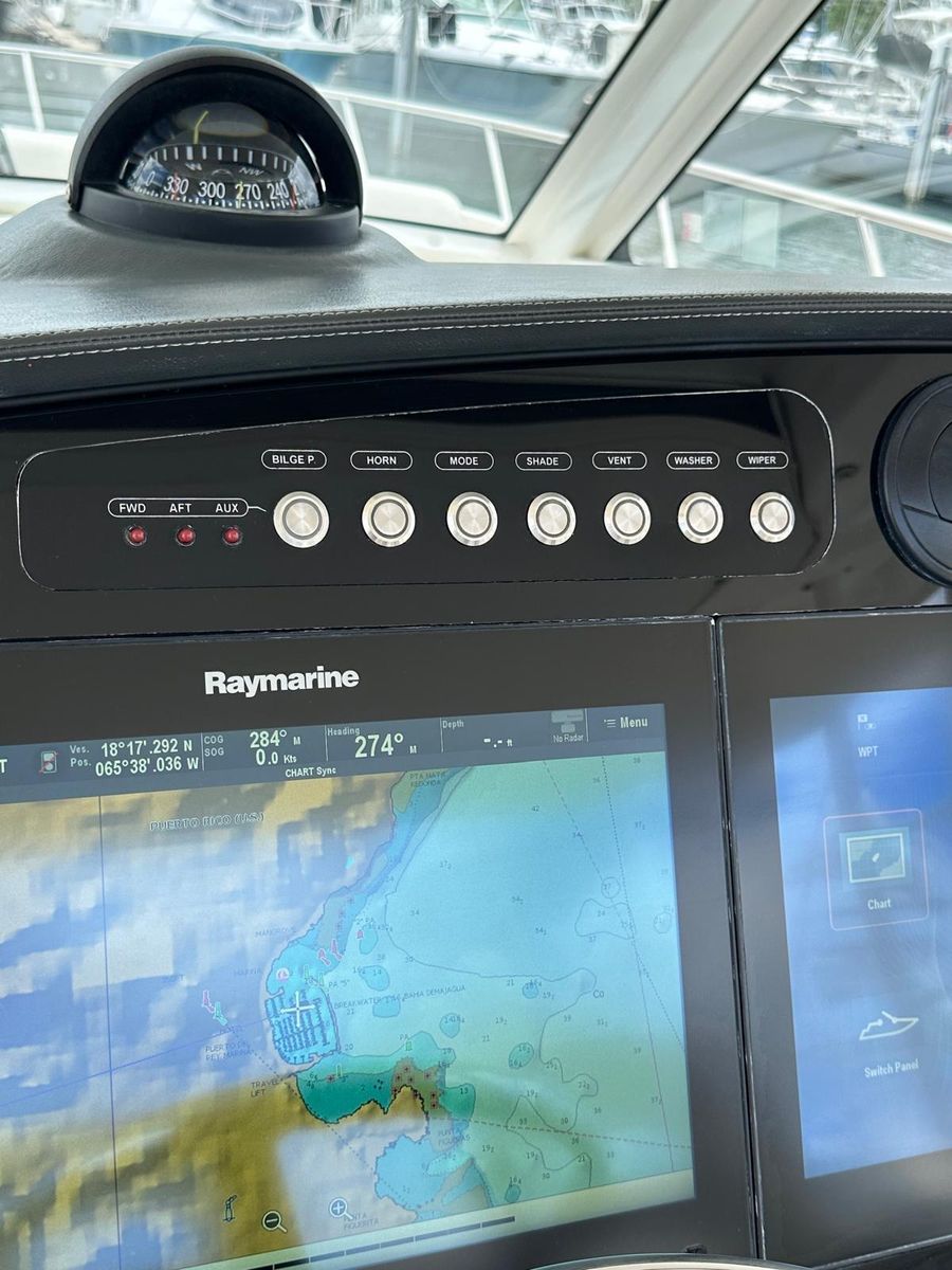 2015 Boston Whaler 42 