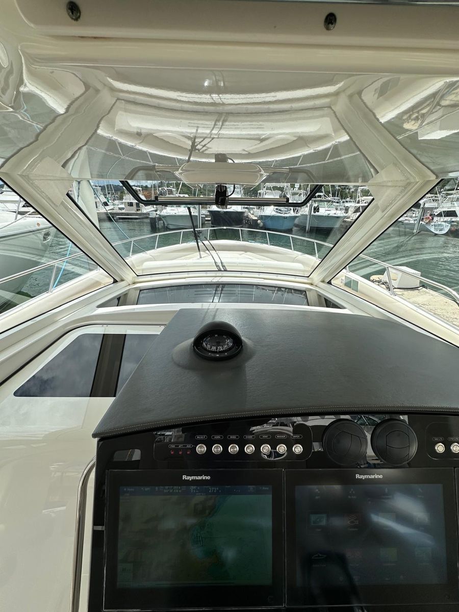2015 Boston Whaler 42 
