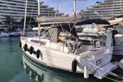 2023 Dufour 37 GRAND LARGE