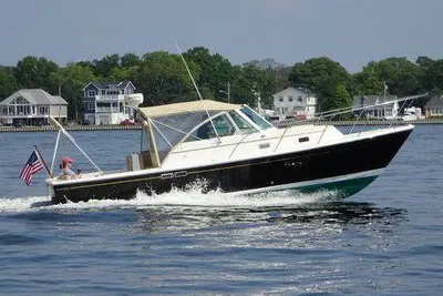 Hunt Yachts Surfhunter 29