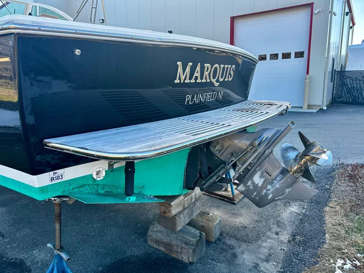 Marquis Yacht Photos Pics 