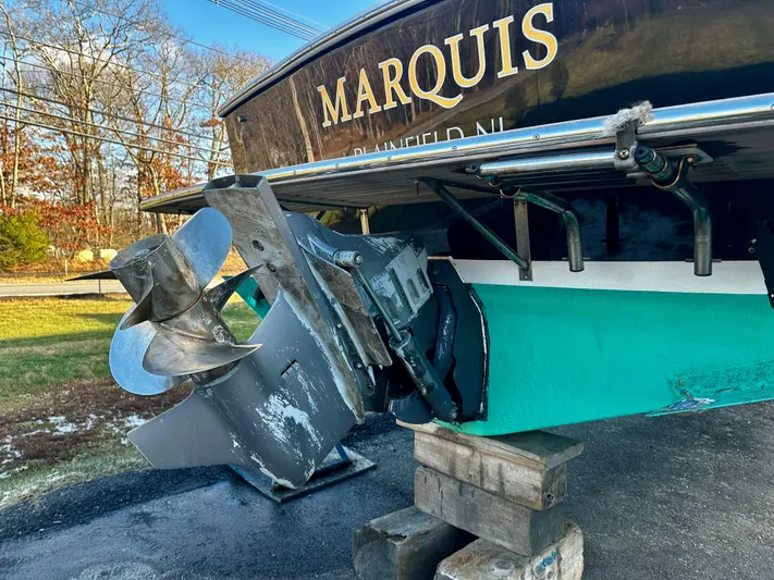 Marquis Yacht Photos Pics 