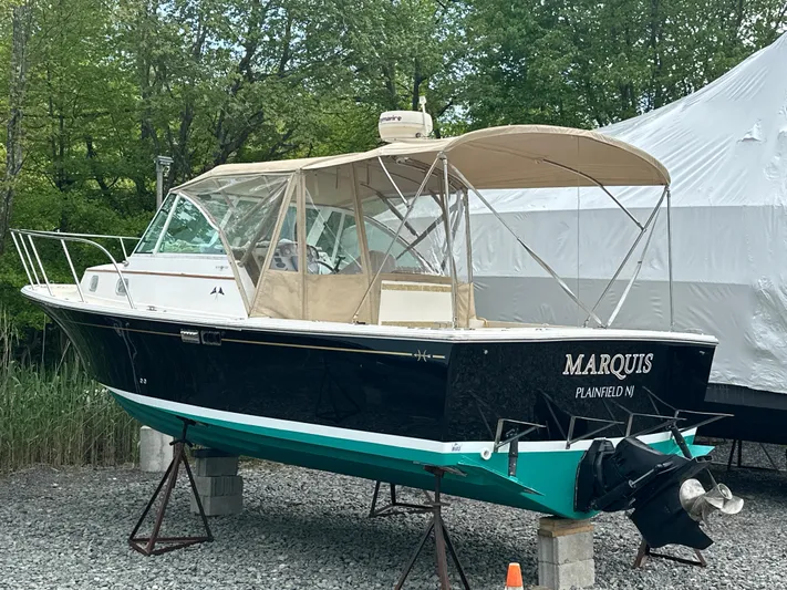 Marquis Yacht Photos Pics 