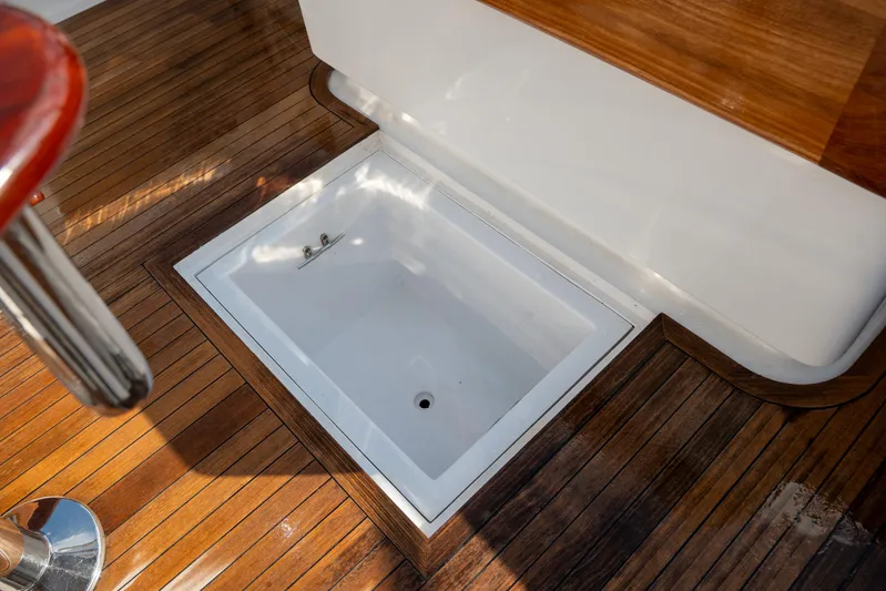 Break Time Yacht Photos Pics 