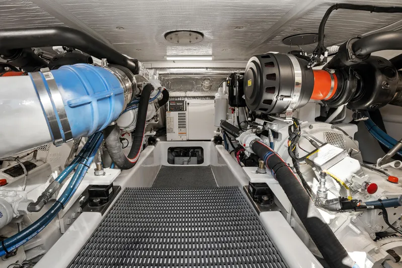 Break Time Yacht Photos Pics 