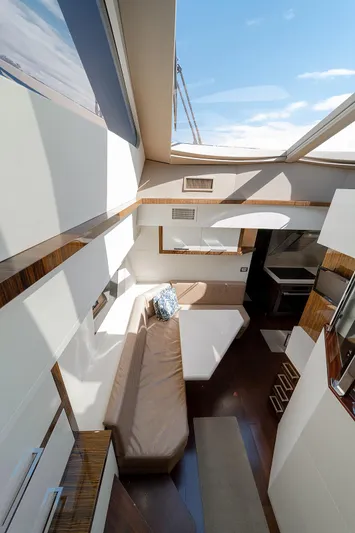 Tin Man Yacht Photos Pics 