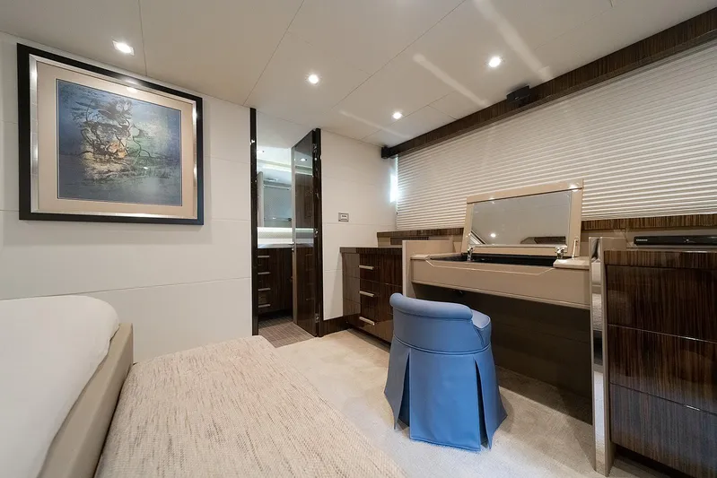 Tin Man Yacht Photos Pics 