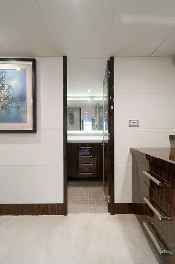 Tin Man Yacht Photos Pics 