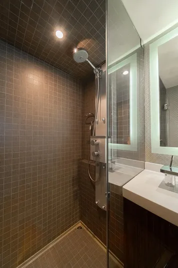 Tin Man Yacht Photos Pics 