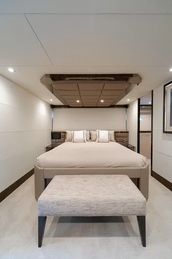 Tin Man Yacht Photos Pics 