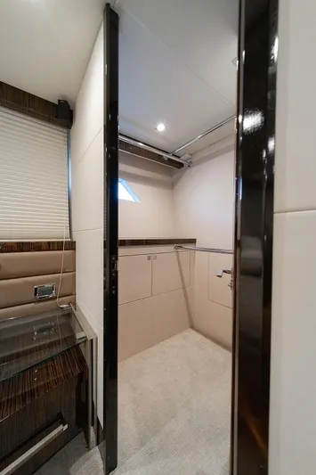 Tin Man Yacht Photos Pics 