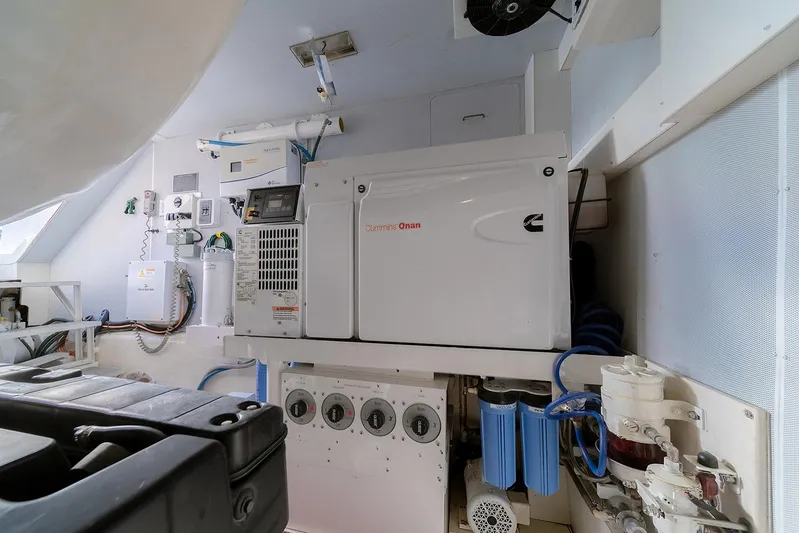 Tin Man Yacht Photos Pics 