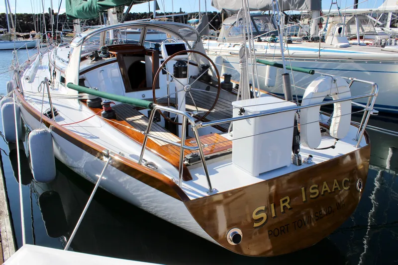 Sir Isaac Yacht Photos Pics 