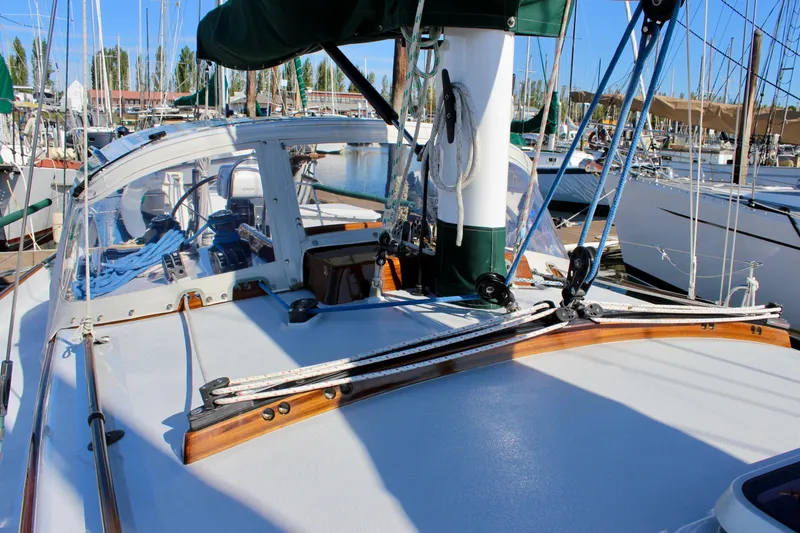 Sir Isaac Yacht Photos Pics 