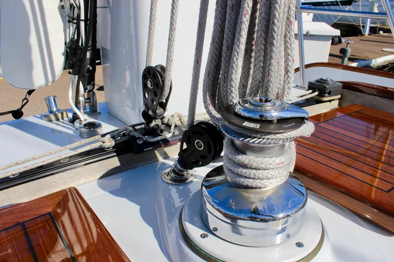 Sir Isaac Yacht Photos Pics 