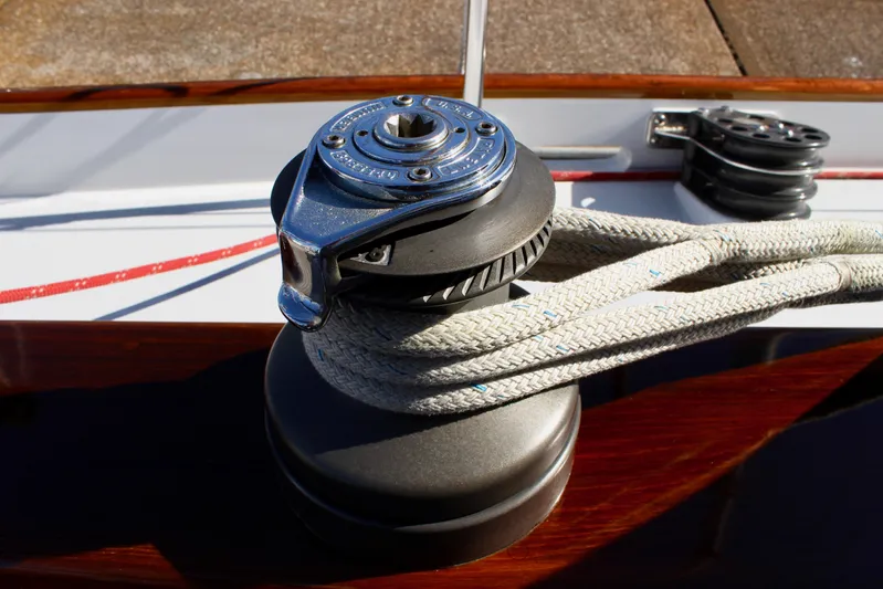 Sir Isaac Yacht Photos Pics 