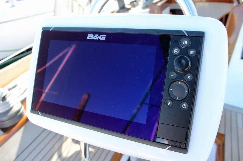 Sir Isaac Yacht Photos Pics 