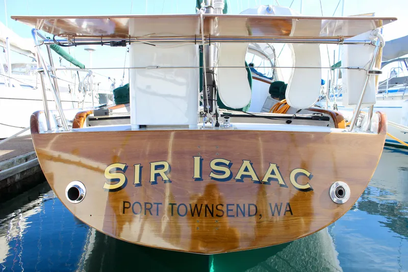 Sir Isaac Yacht Photos Pics 