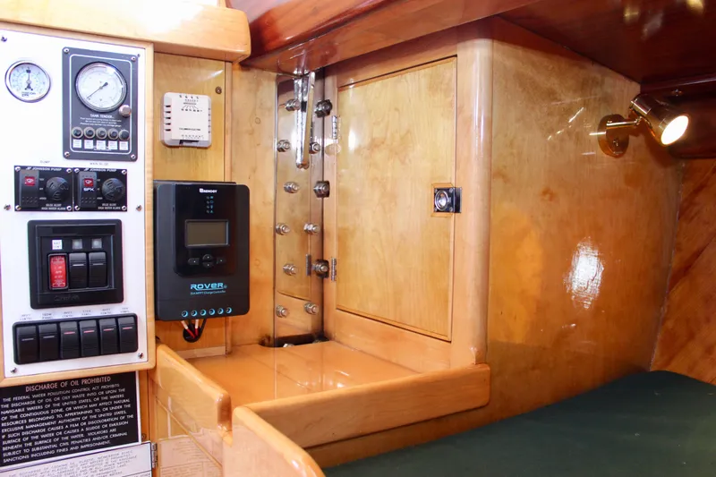 Sir Isaac Yacht Photos Pics 