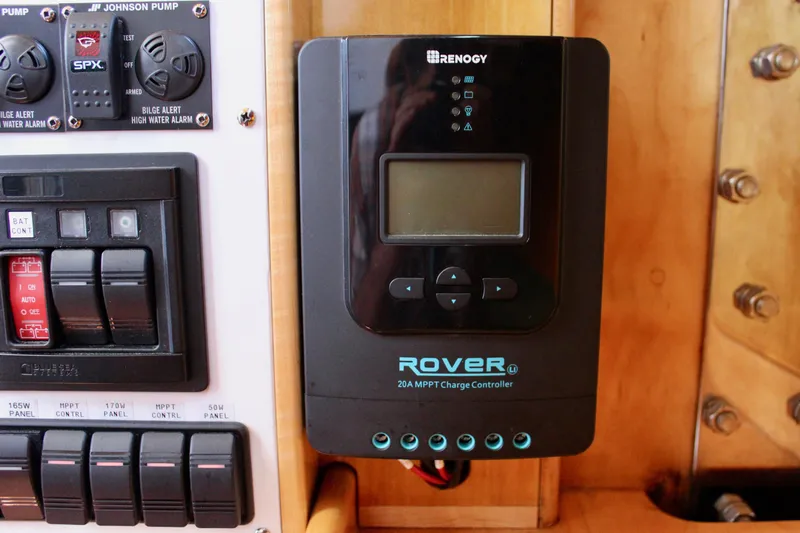 Sir Isaac Yacht Photos Pics 