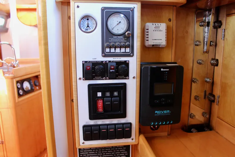 Sir Isaac Yacht Photos Pics 