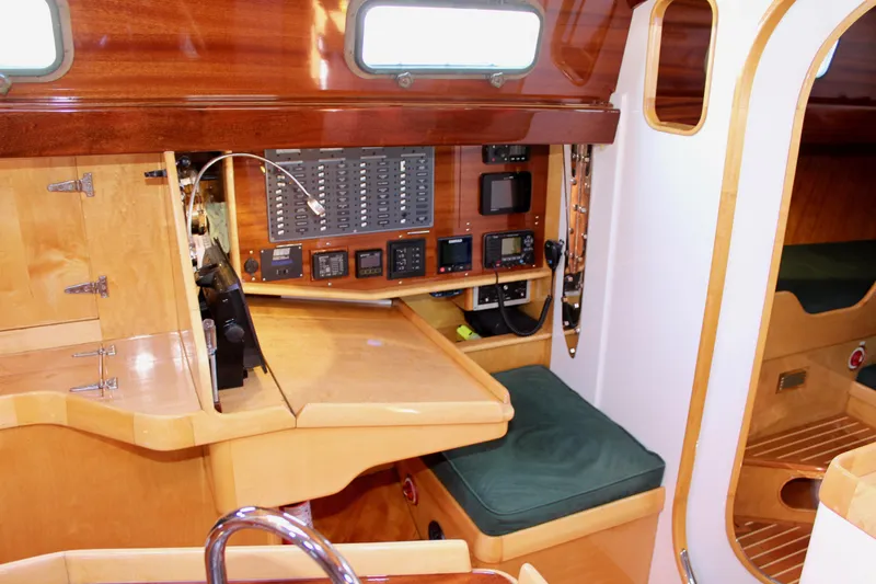 Sir Isaac Yacht Photos Pics 