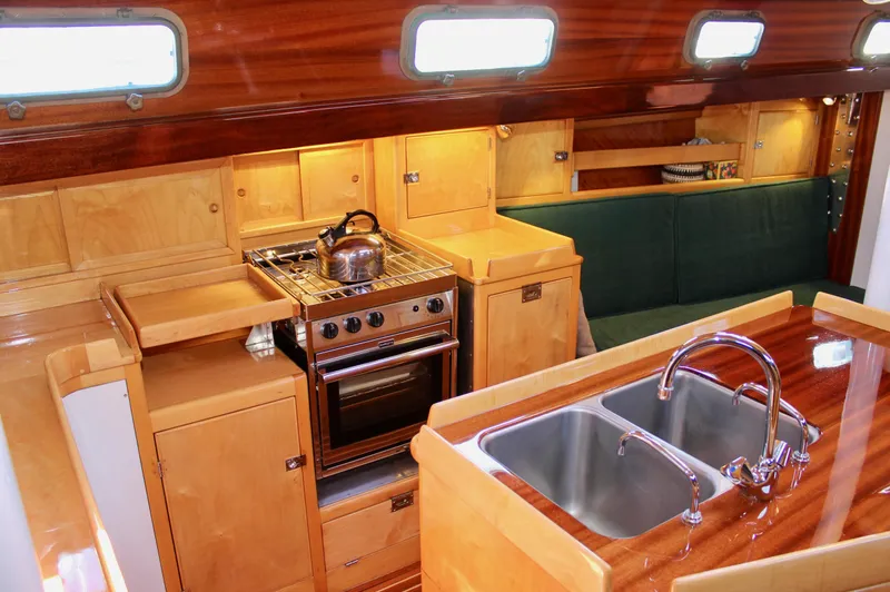 Sir Isaac Yacht Photos Pics 