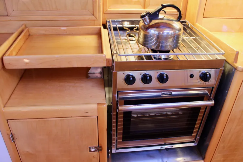 Sir Isaac Yacht Photos Pics 